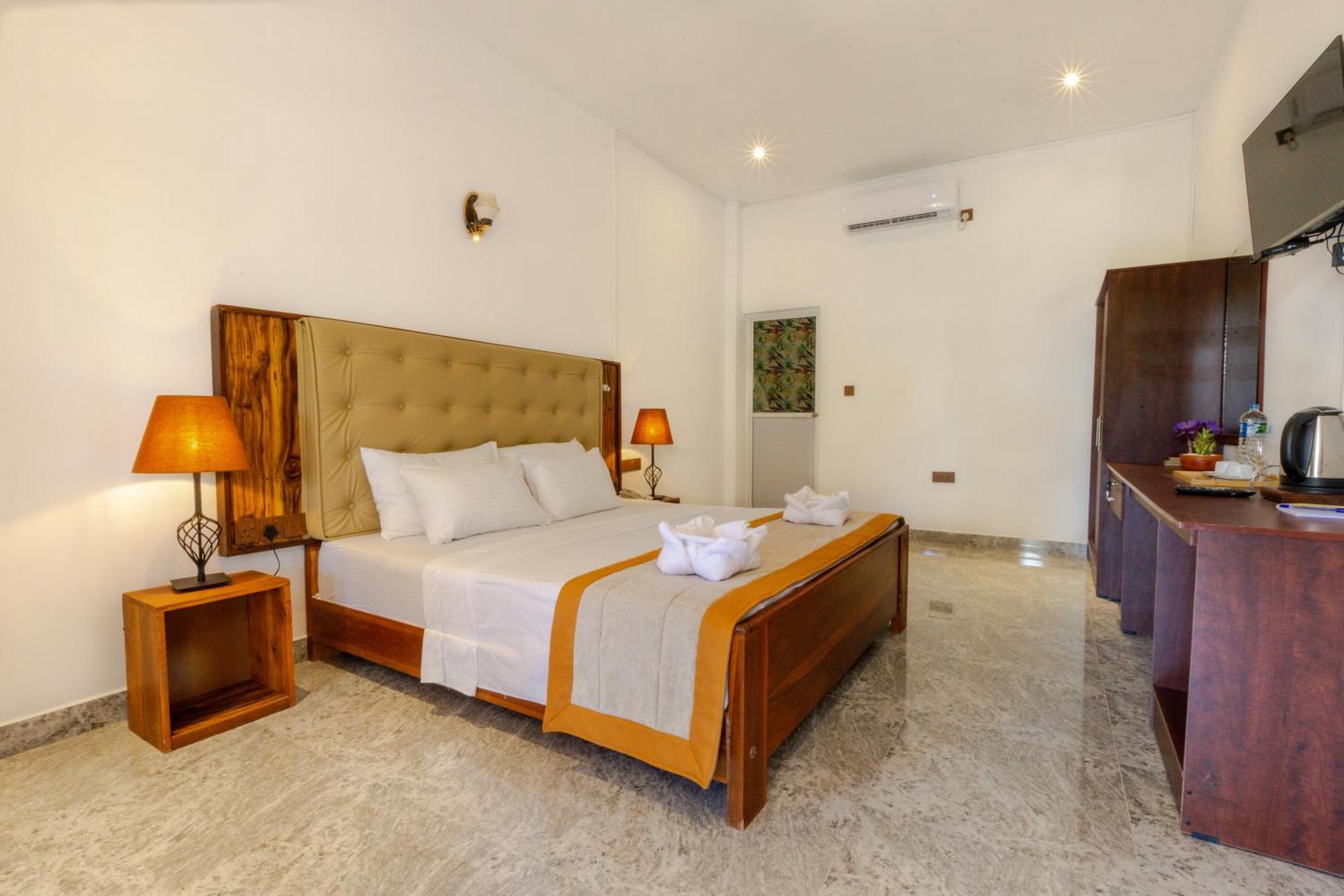 Elysia Sigiriya Hotel Дамбула Екстериор снимка