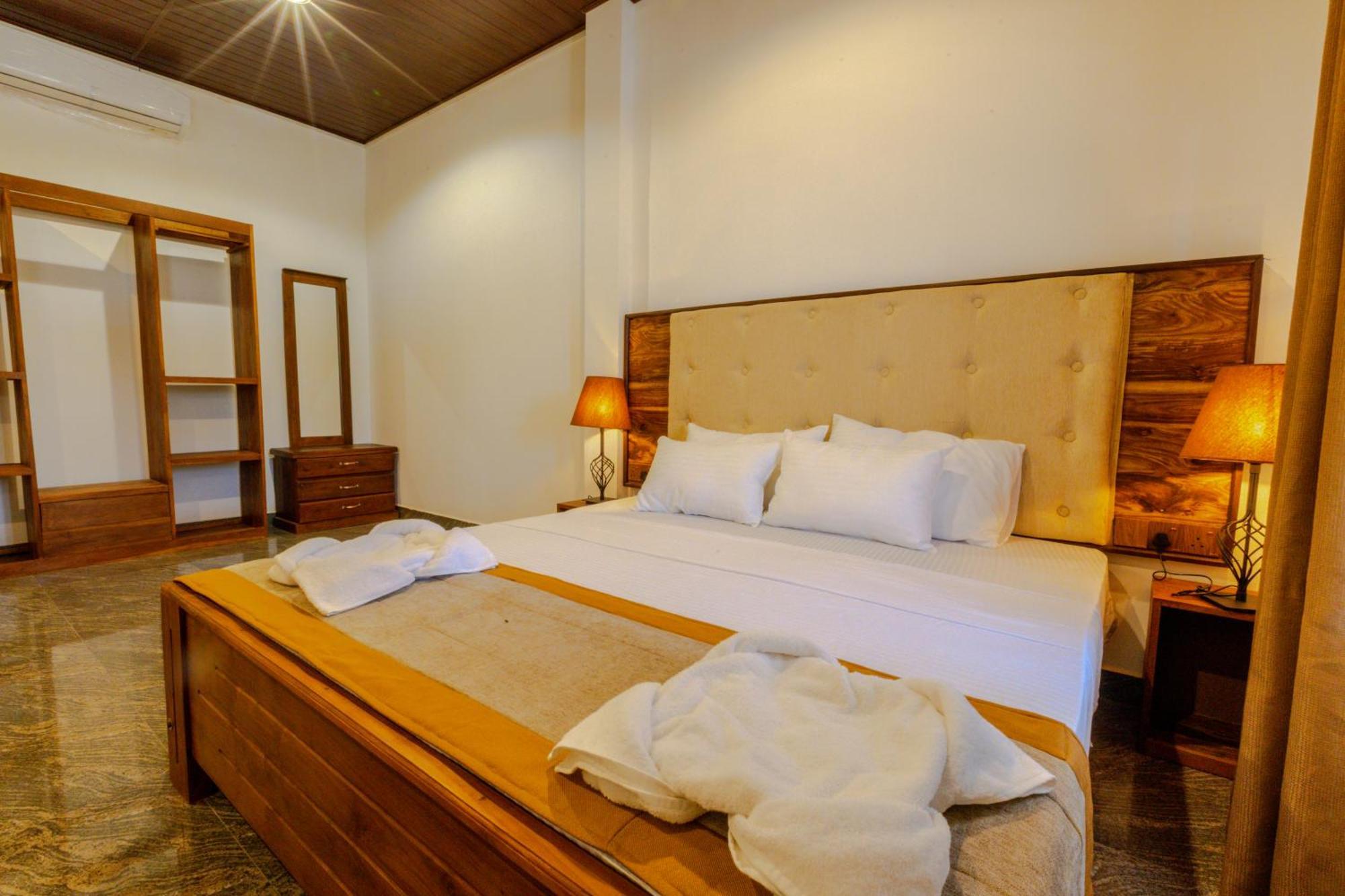 Elysia Sigiriya Hotel Дамбула Екстериор снимка