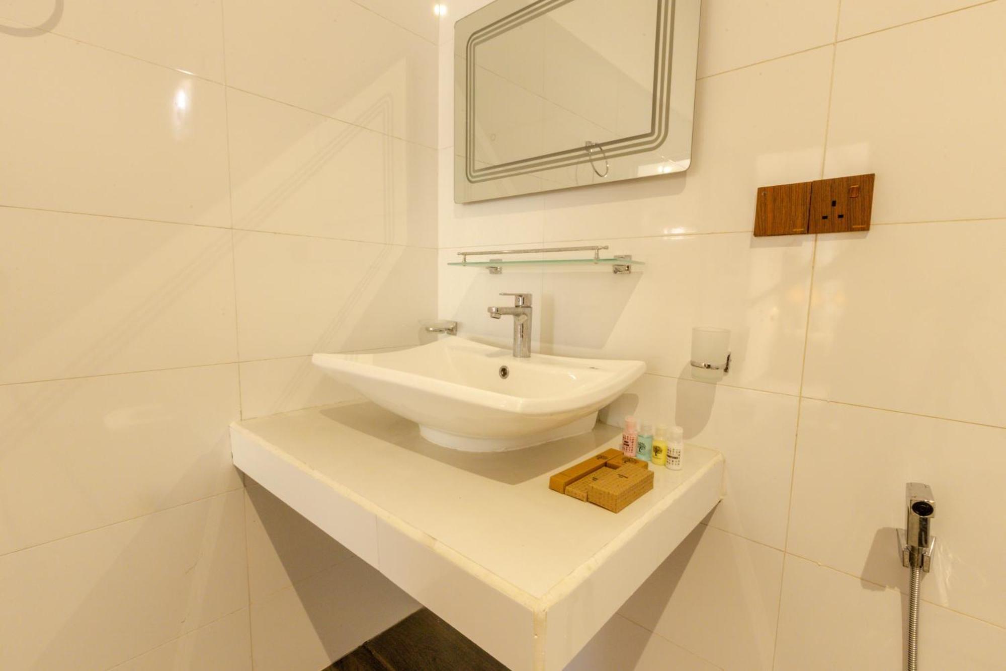 Elysia Sigiriya Hotel Дамбула Екстериор снимка