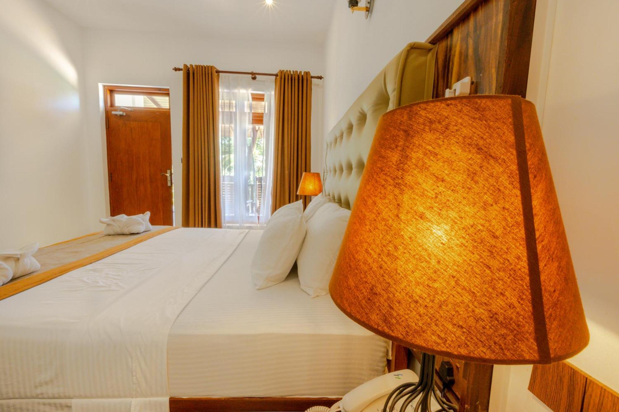Elysia Sigiriya Hotel Дамбула Екстериор снимка