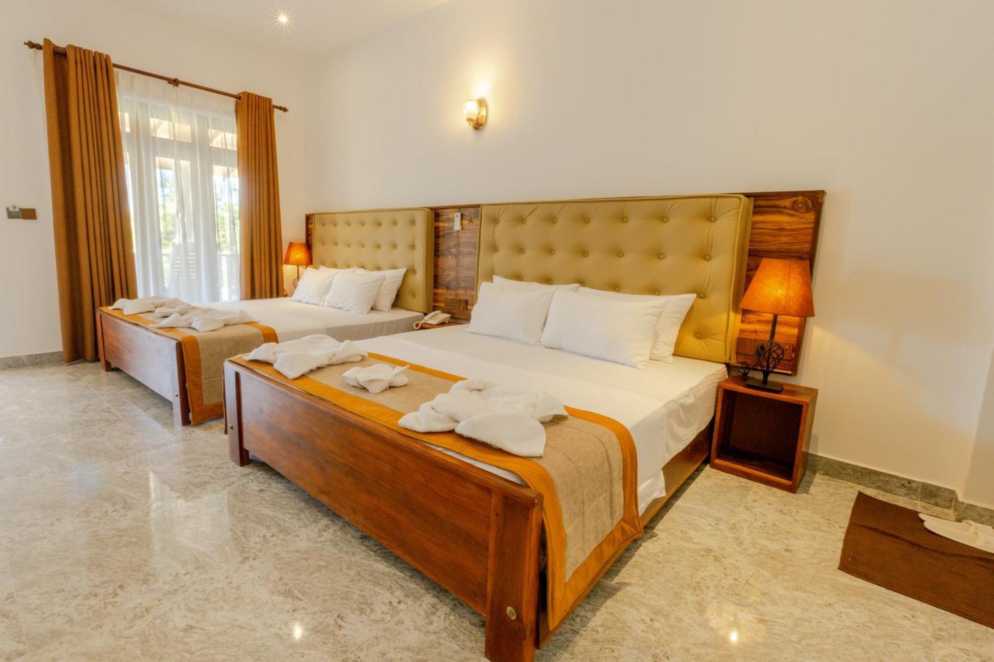 Elysia Sigiriya Hotel Дамбула Екстериор снимка